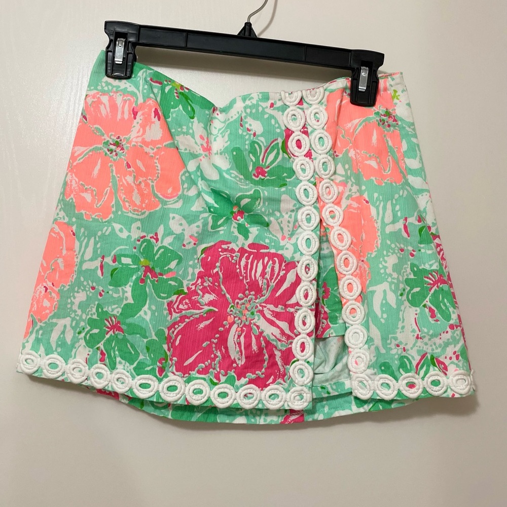 Lilly Pulitzer lace trim mini skort